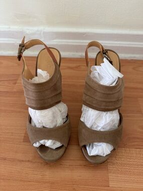 Made in Italy J. Crew Suede Slingback Heeled Sandals in Tan